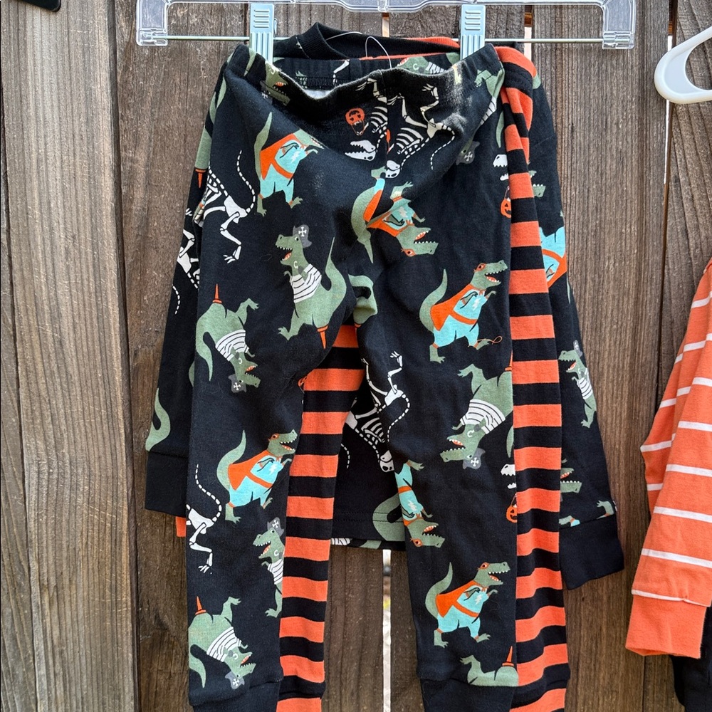 Carter's Halloween Skeleton Pajama Set - Black and Orange and TShirt Set - Picture 4 of 6